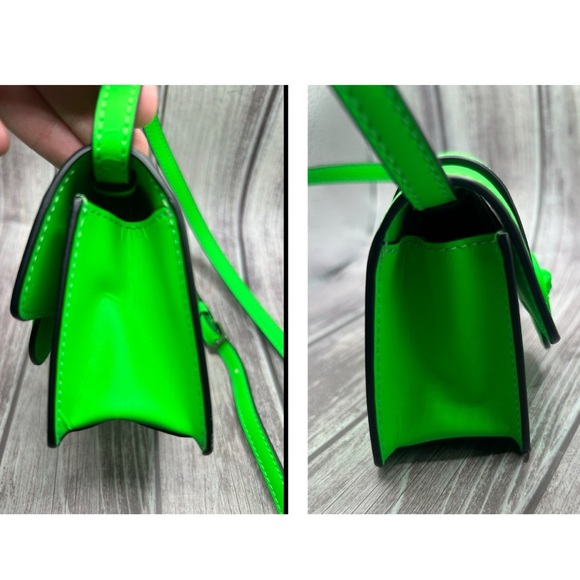 SOLD❤️ VERSACE Medusa Mini Bag Neon Lime Green Leather RFID + COA - Picture 12 of 16